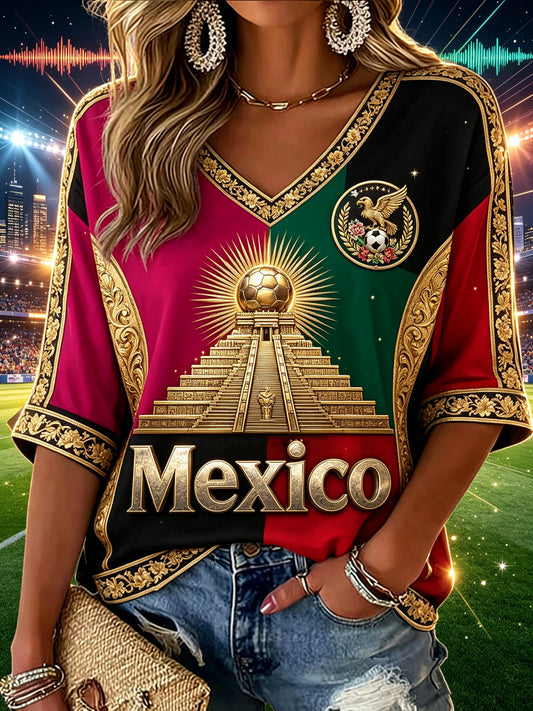 Camiseta de cuello en V con estampado artístico de elemento de aficionada mexicana de fútbol para mujer