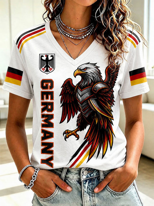 Damen-Fußball-T-Shirt aus Deutschland mit V-Ausschnitt und Print