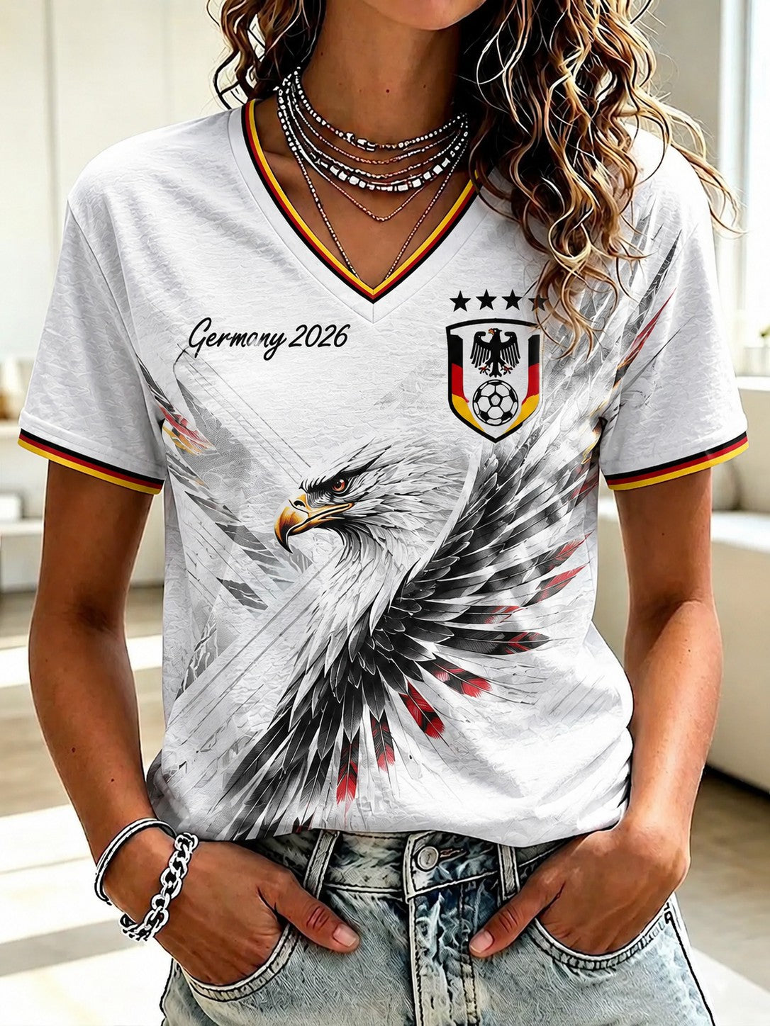 Damen-Fußball-T-Shirt aus Deutschland mit V-Ausschnitt und Print
