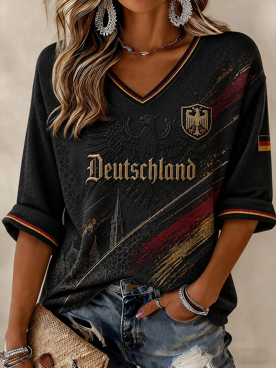 Damen-T-Shirt mit Deutschland-Fußballmotiv, mittellange Ärmel und V-Ausschnitt